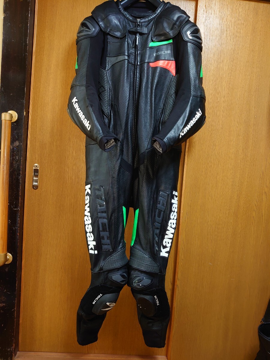 RSタイチ 　エアバッグ內(nèi)臓　レーシングスーツ　　革ツナギ　　サイズ　EU 58 JP 3XL
