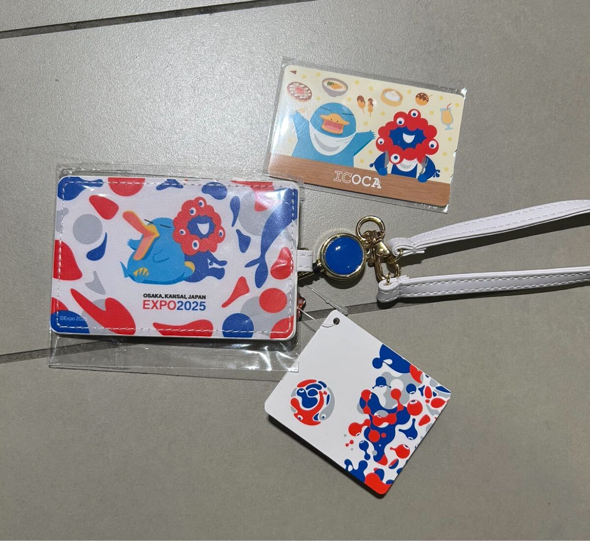 大阪関西万博 JR西日本限定 パスケース ICOCAカード ストラップ付き 大阪関西万博 JR西日本限定 パスケース ICOCAカード ストラップ