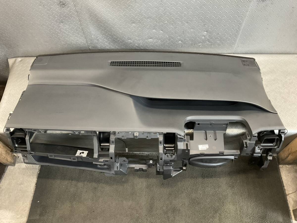 C81★　日産 セレナ GFC27　純正ダッシュボード　インストルメントパネル　インフレーター欠品　68200-5TA0A　★