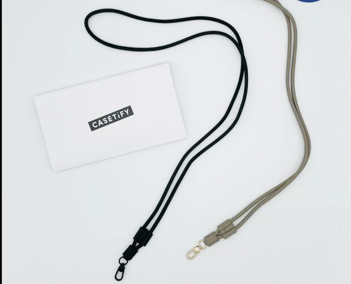 極美品［CASETIFY スマホショルダーストラップ レザー 黒］