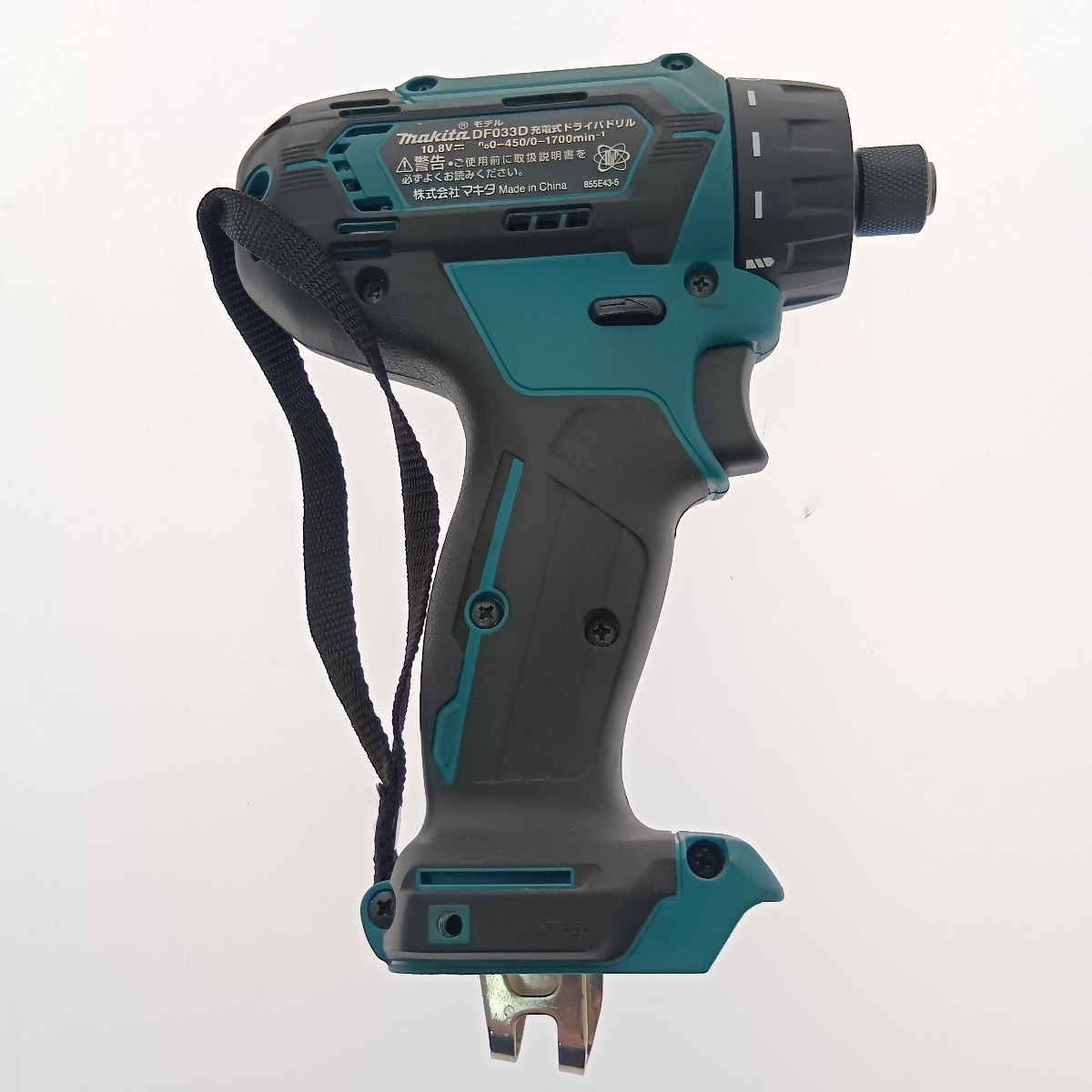 ** MAKITA Makita заряжающийся шуруповерт 10.8V 1.5Ah DF033DSHX зеленый немного царапина . загрязнения есть 