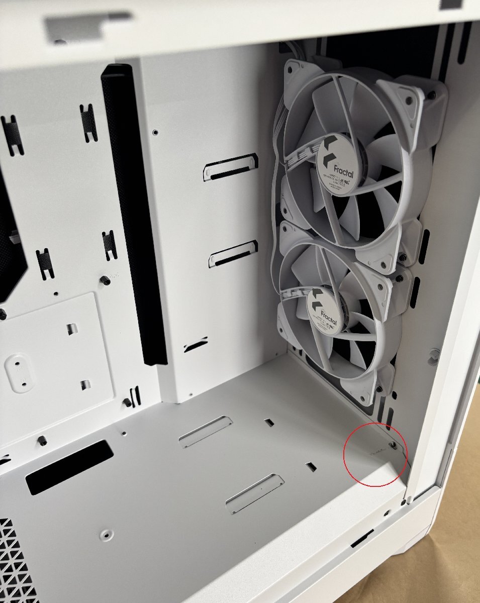 【サイコム】 Fractal Design Pop Silent White TG Clear Tint @Used@ s0506C