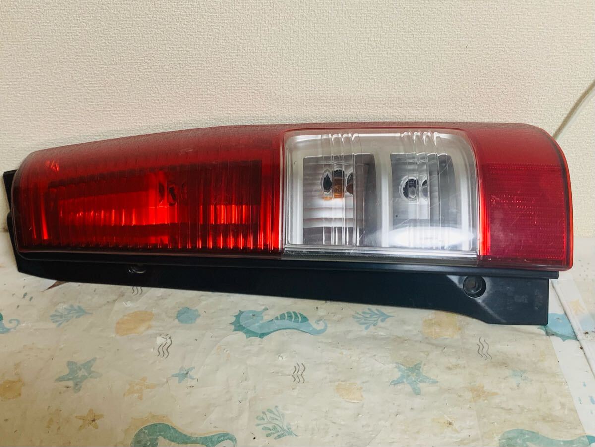 SUZUKI 純正◆ワゴンR テールランプ 右側◆STANLEY P4191_画像2