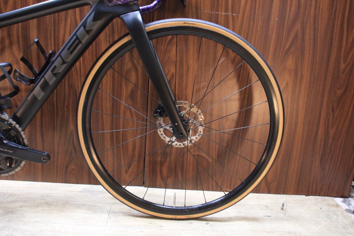 ■TREK トレック DOMANE SL6 GEN4 フルカーボン SHIMANO 105 R7170 Di2 2X12S サイズ44 2023年モデル 超美品