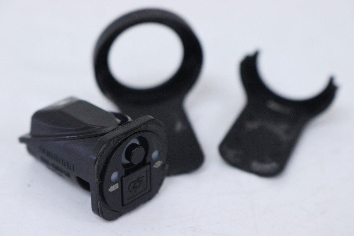 シマノDi2 ジャンクションA EW-RS910 Amazon.com : SHIMANO EW-RS910 E-Tube Di2 Frame or bar Plug