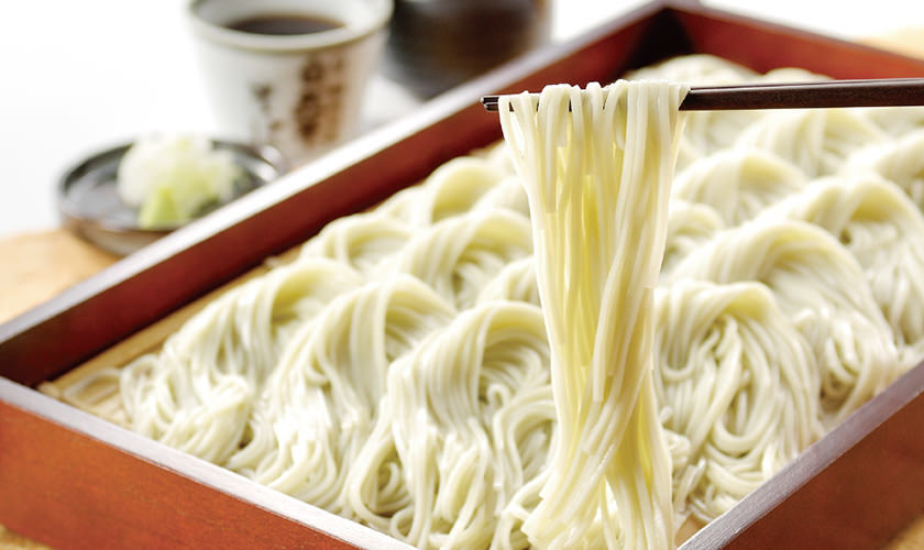 へぎそば 210g 越后伝統(tǒng) 干物屋の極上干麺 へぎ蕎麥 新潟県産 海藻麺 布海苔 家庭用 伝統(tǒng)食材 ふのり こだわり