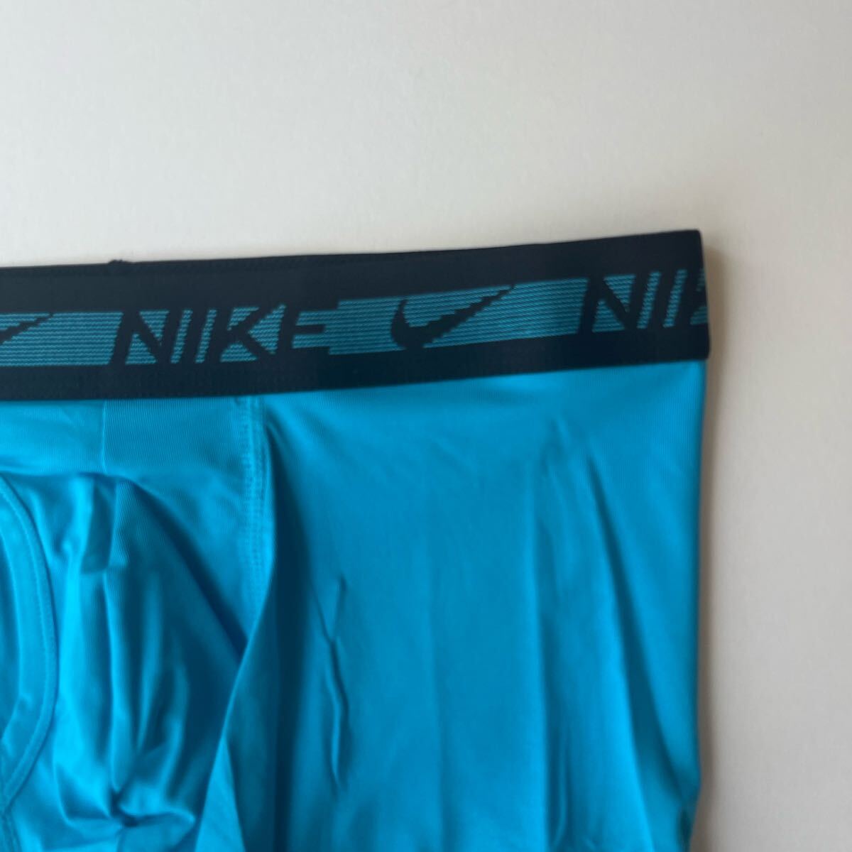 NIKE ナイキ　メンズボクサー M(S) ライトブルー　スポーツインナー　ナイロンストレッチ　ボクサーパンツ　メンズパンツ 男性パンツ