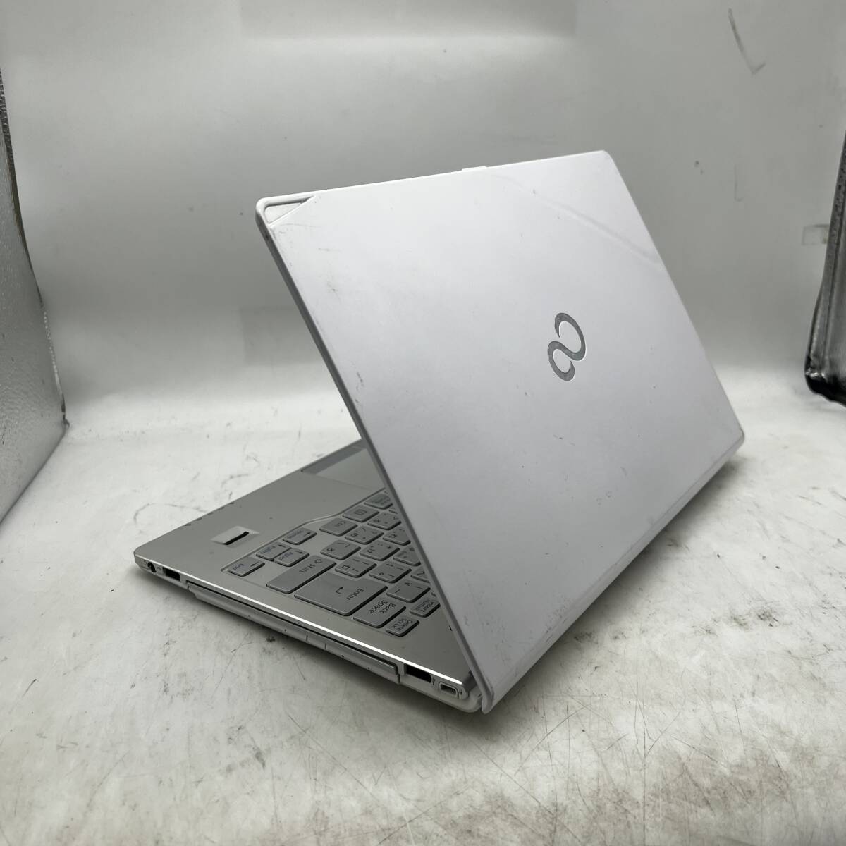 富士通/SH90/T/i5-5200u/メモリ 4GB/13.3インチ/1_画像4