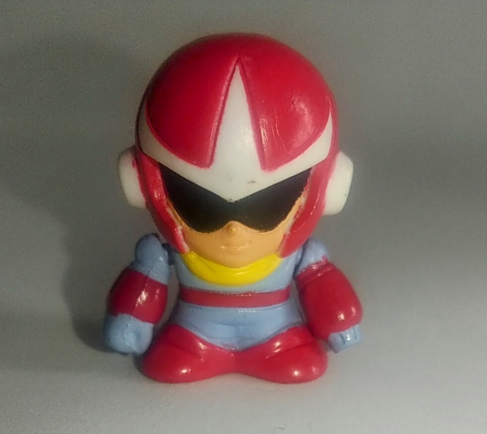 希少 レア 当時物 ロックマン ブルース フィギュア プラモデル MegaMan 希少 レア 当時物 ロックマン ブルース フィギュア プラモデル