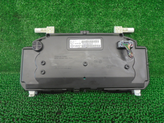 3FPA1611 ACA2)) ルノー カングー ABA-KWK4M 2012年 純正 マニュアル用スピードメーターパネル　　P248102341R　走行距離148193