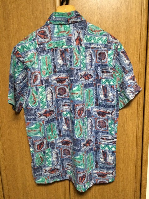 美品 アメリカ製 70S RAI NANI ライナ二 ビンテージCPアロハシャツ プルオーバータイプ サイズM グリーン色をベースに海柄の総柄 867_画像3