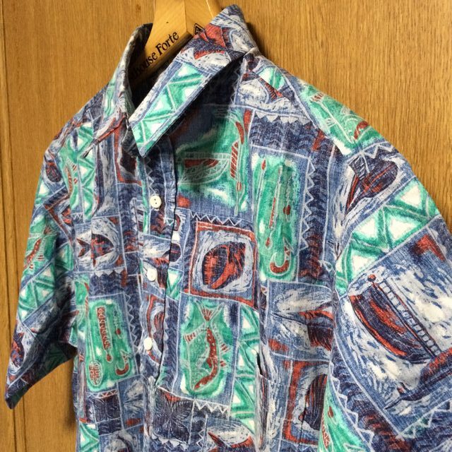 美品 アメリカ製 70S RAI NANI ライナ二 ビンテージCPアロハシャツ プルオーバータイプ サイズM グリーン色をベースに海柄の総柄 867_画像6