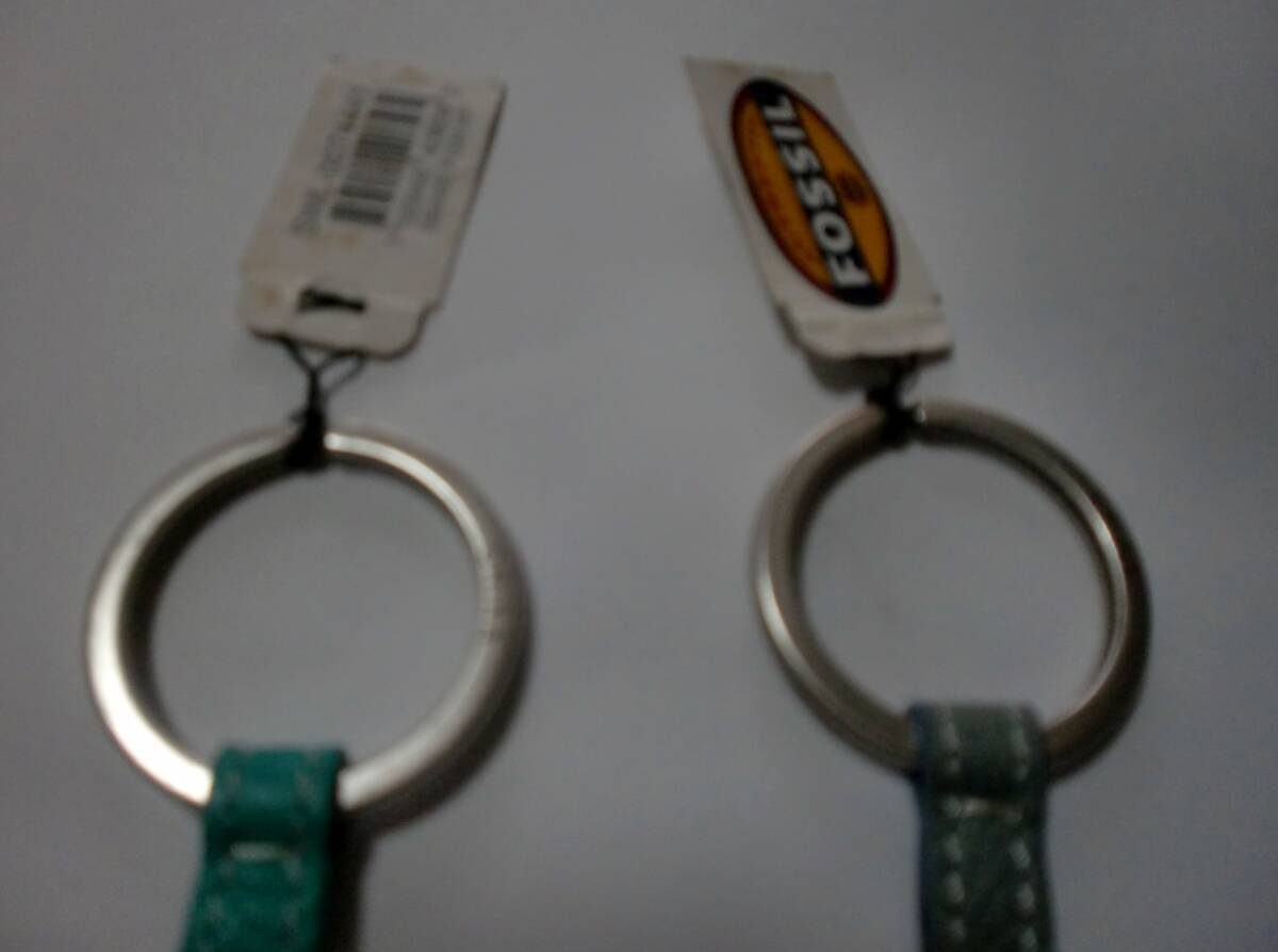 可愛い！！　送料無料　２点セット　新品・未使用品 FOSSIL フォッシル キーホルダー_画像5