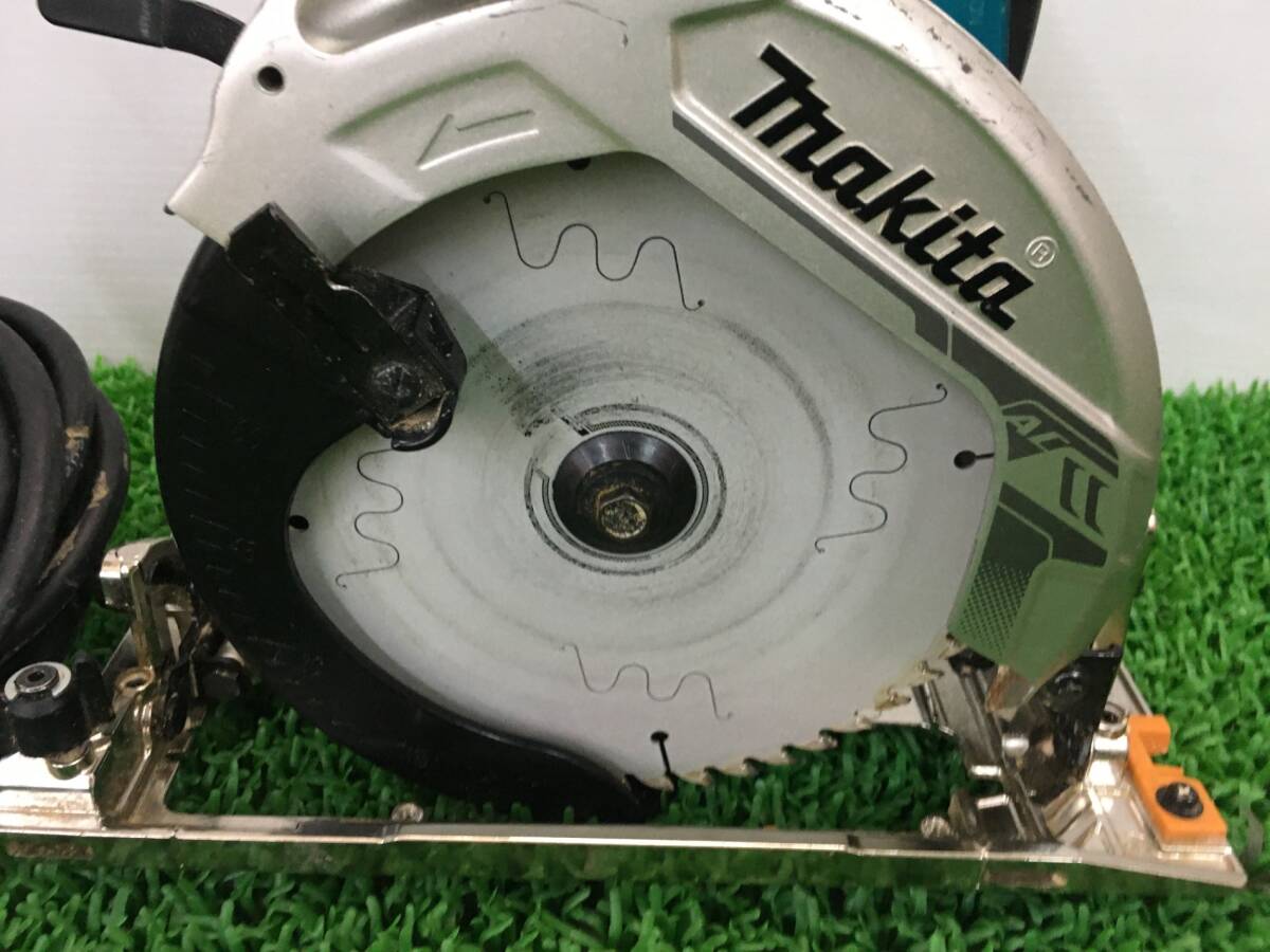 【中古品】【0907】★makita(マキタ) 165㎜マルノコ 100v 青 HS6301　IT8J71Y0BH6S