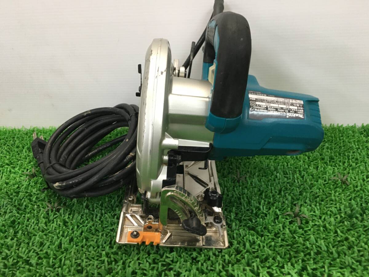 【中古品】【0907】★makita(マキタ) 165㎜マルノコ 100v 青 HS6301　IT8J71Y0BH6S