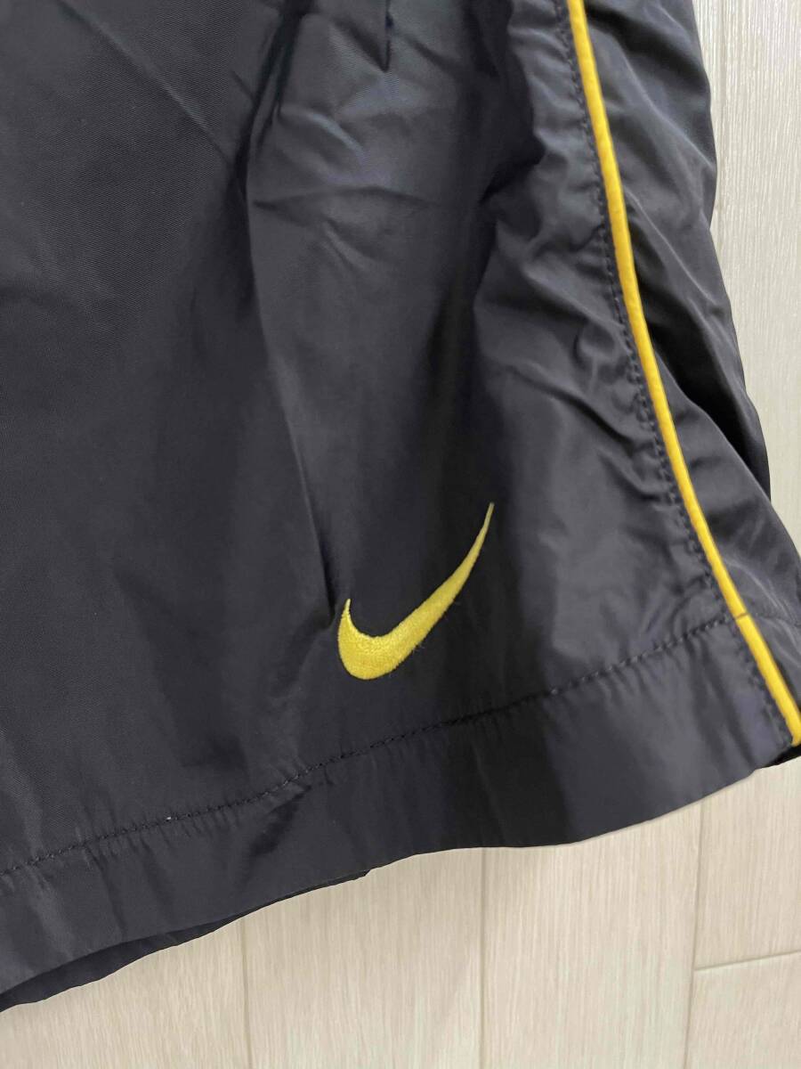 K192　NIKE　ナイキ ナイロンジャージ 短パン 下 M