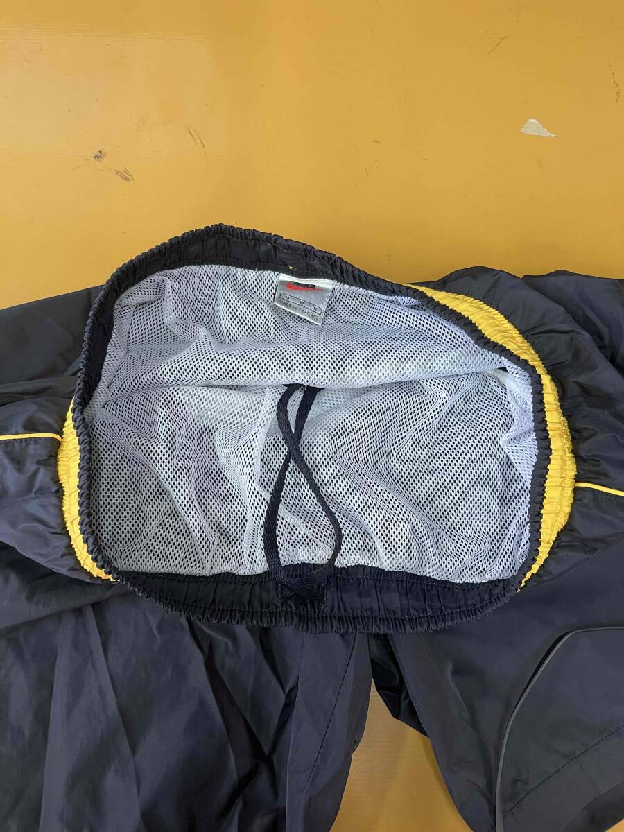 K192　NIKE　ナイキ ナイロンジャージ 短パン 下 M