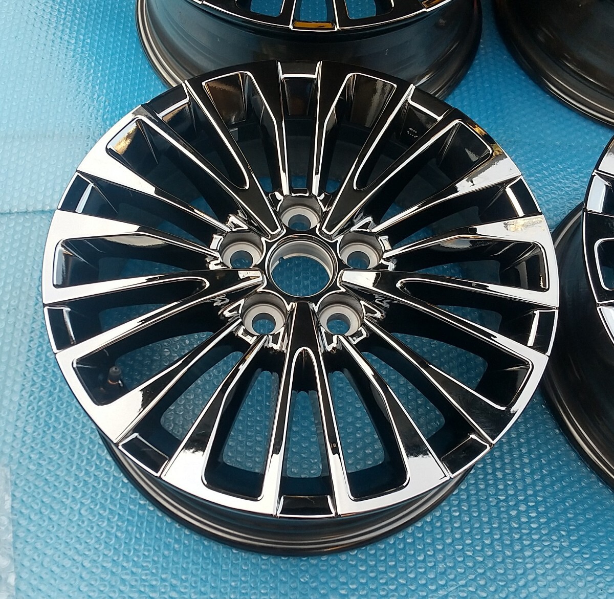 item_image_4