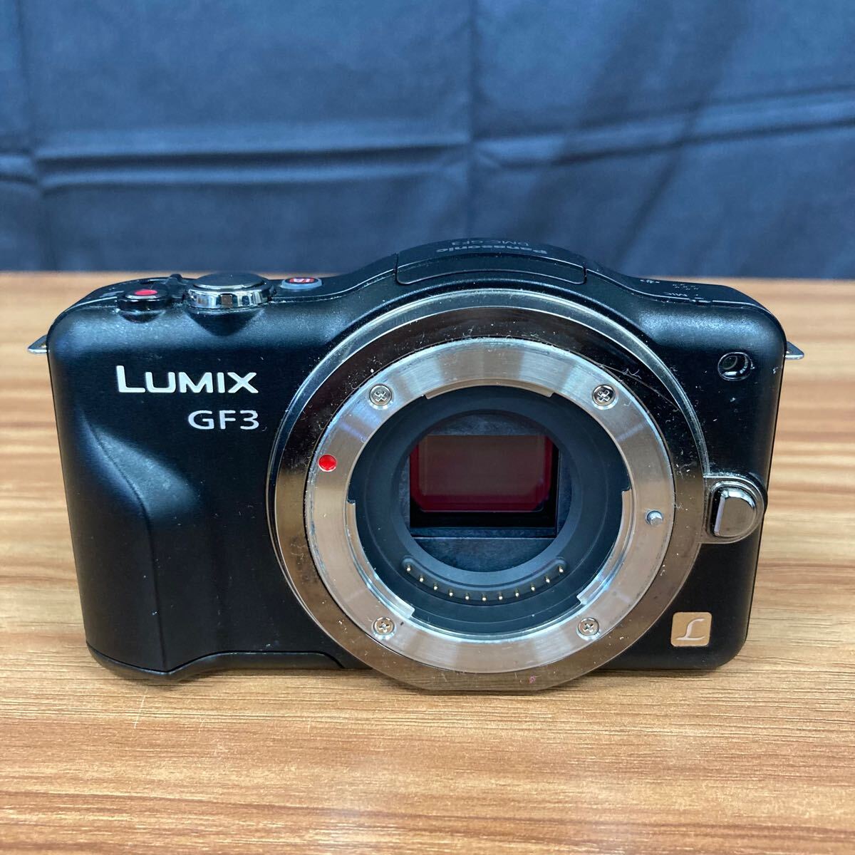 M【売り切り】Panasonic パナソニック ミラーレス一眼カメラ LUMIX GF3 ブラック DMC-GF3 箱/説明書付屬 動作確認(rèn)済み