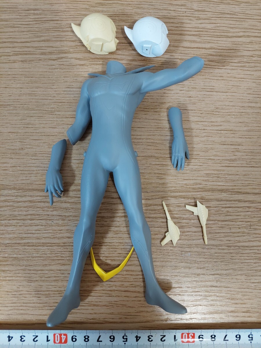 ア*ァ様 1/8 ガレージキット 新造人間キャシャーン92 ジャンク】1/8 ガレージキット 新造人間キャシャーン92