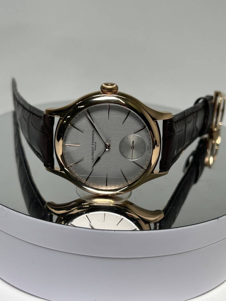 LAURENT FERRIER(ローランフェリエ) クラシック マイクロローター シルバー 【2025年1月印】【極美品】【LCF004.R5.GR1】