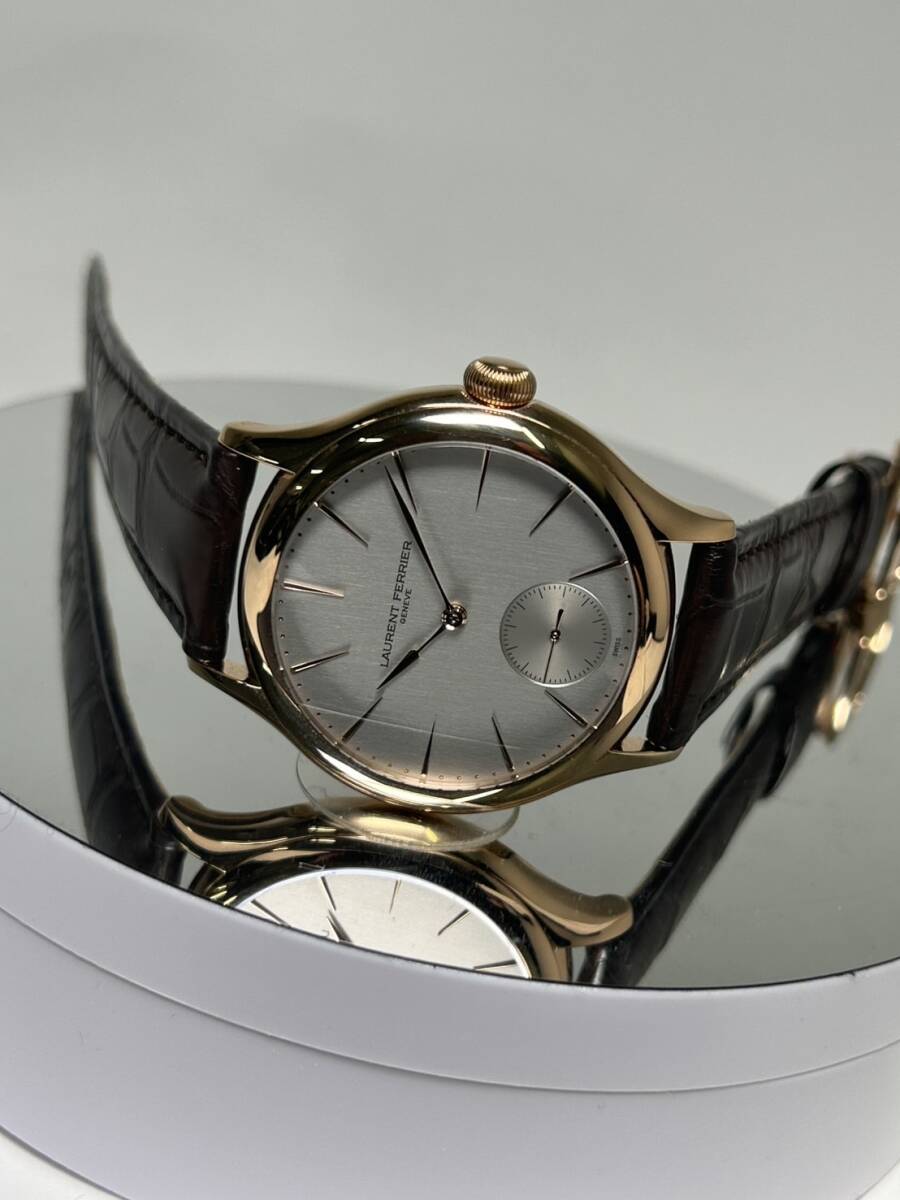 LAURENT FERRIER(ローランフェリエ) クラシック マイクロローター シルバー 【2025年1月印】【極美品】【LCF004.R5.GR1】