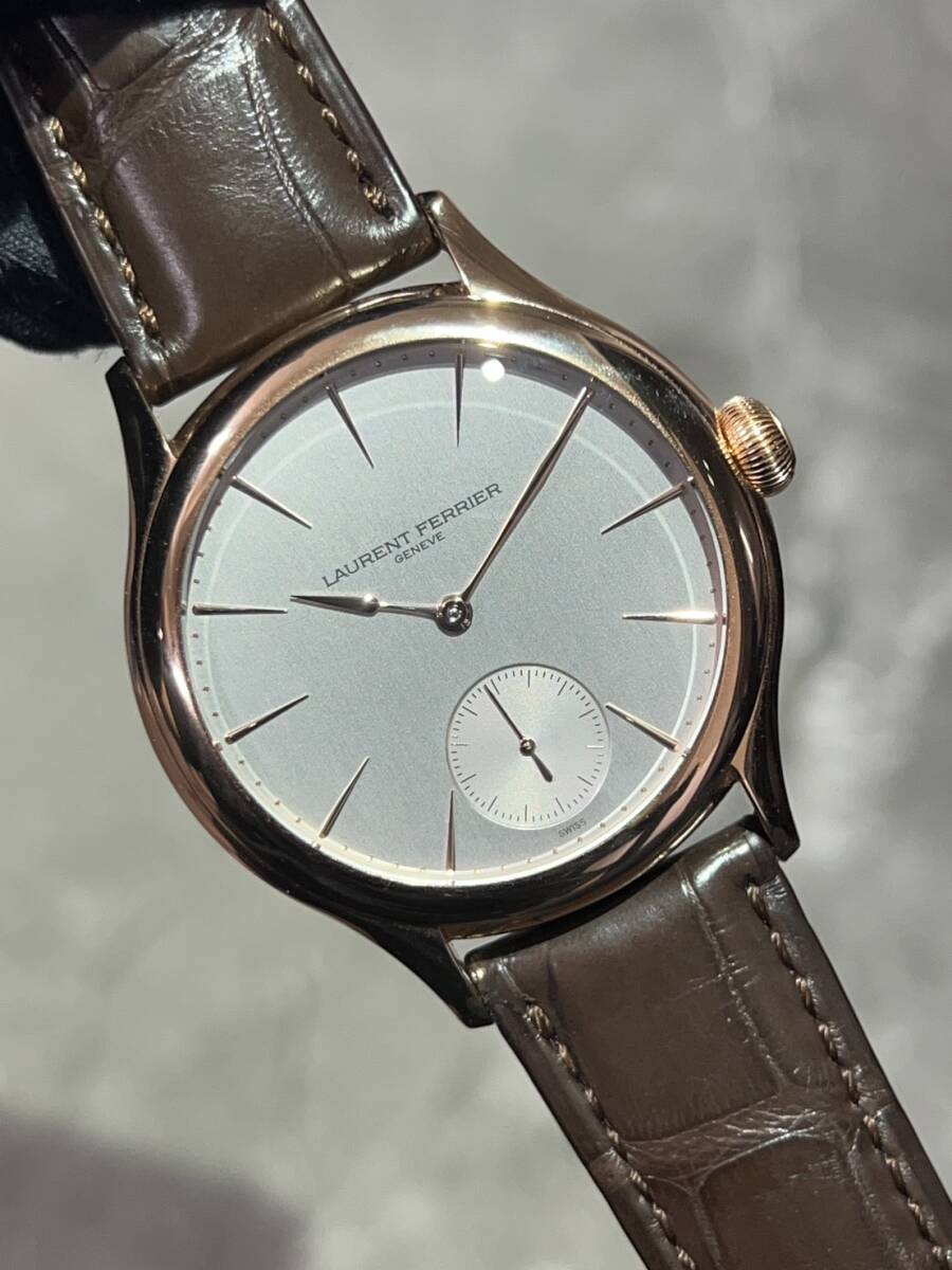 LAURENT FERRIER(ローランフェリエ) クラシック マイクロローター シルバー 【2025年1月印】【極美品】【LCF004.R5.GR1】