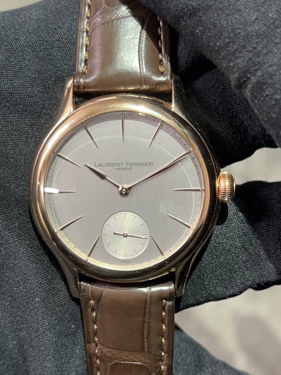 LAURENT FERRIER(ローランフェリエ) クラシック マイクロローター シルバー 【2025年1月印】【極美品】【LCF004.R5.GR1】
