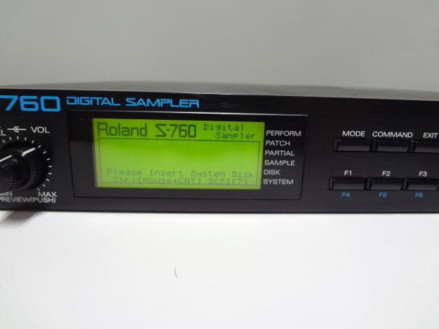 Roland S-750