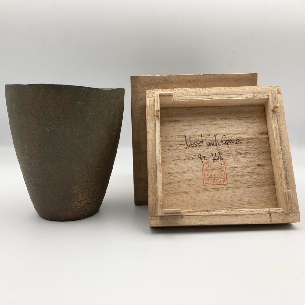 宋定窯彫刻白磁龍枕 景徳鎮 陶磁器 装飾品 現代工芸品 美術品 置物 宋定窯彫刻白磁龍枕 景徳鎮 陶磁器 装飾品 現代工芸品 美術品