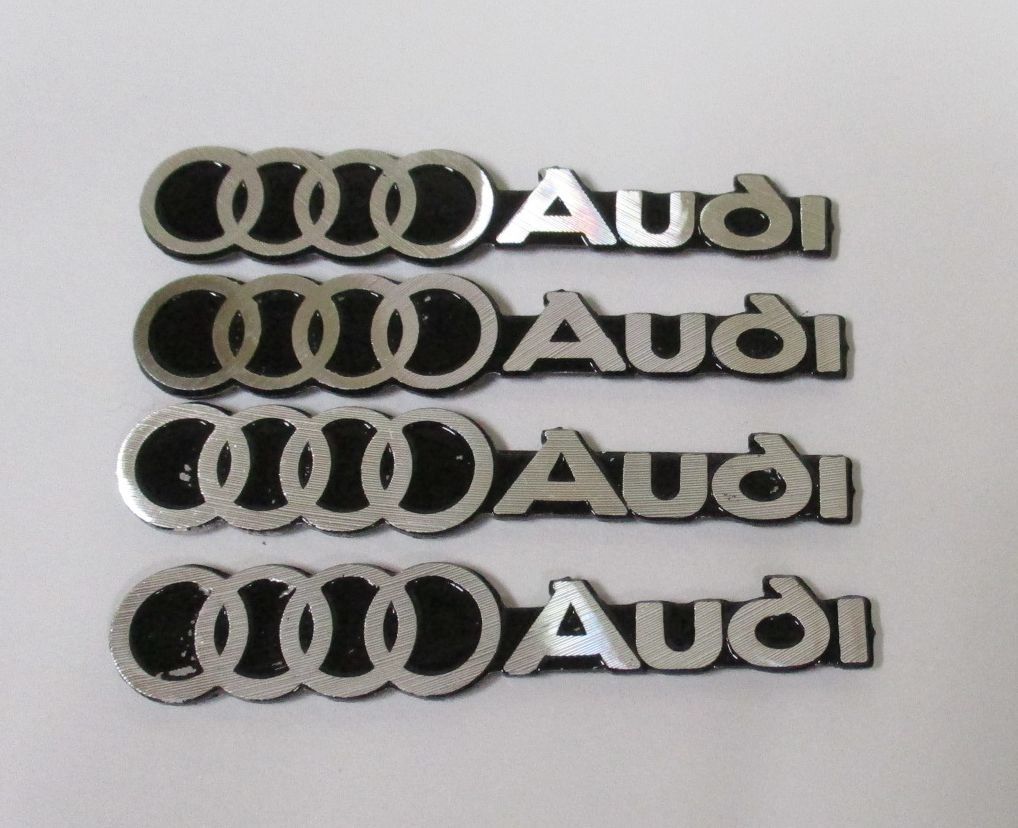 [ новый товар * быстрое решение ] Audi Audi чёрный × серебряный стикер 4.2cm пластик 4 шт 