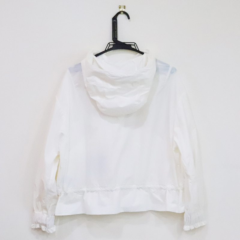MONCLER モンクレール ナイロンジャケット ブルゾン フーディ レディース アウター Sサイズ ホワイト 白 中古 美品 送料無料!_画像2