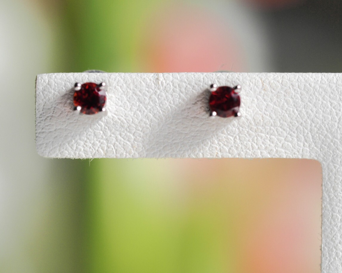 天然ガーネット　SV　ピアス　小?！≈苯Y(jié)　３ｍｍ