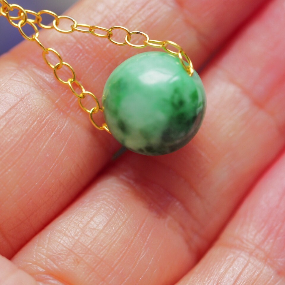 糸魚川翡翠　SV　ネックレス　一粒　天然無処理ヒスイ_画像1