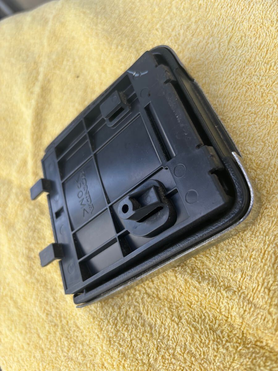 中古 バモス ABA-HM1 【ドリンクホルダー】 送料無料
