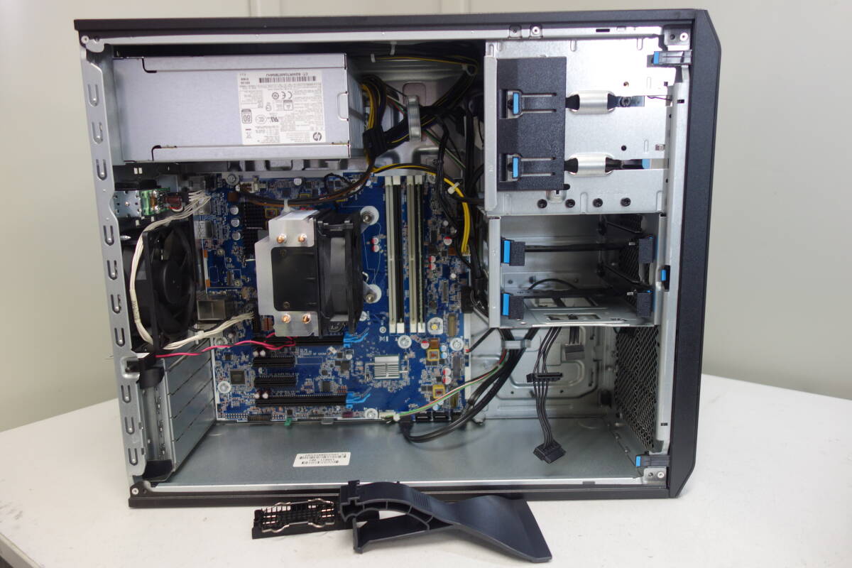4777*HP Z2 Tower G4 WorkStation Xeon E-2144G HDD/ нет память /8GB BIOS проверка 