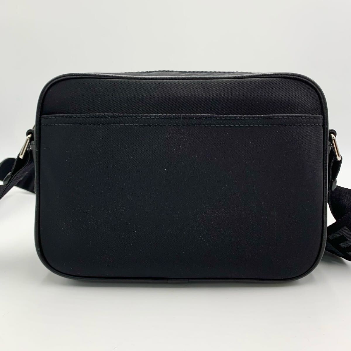 袋付き・美品】Burberry バーバリーロンドン ショルダーバッグ