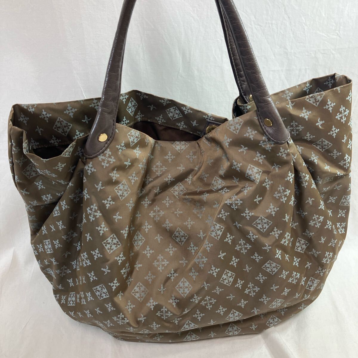 russet ラシット　 ladies レディース　トートバッグ　総柄　ナイロン×レザー　size: 約持ち手 40cm マチ 14cm 高さ 33cm 幅 34cm 