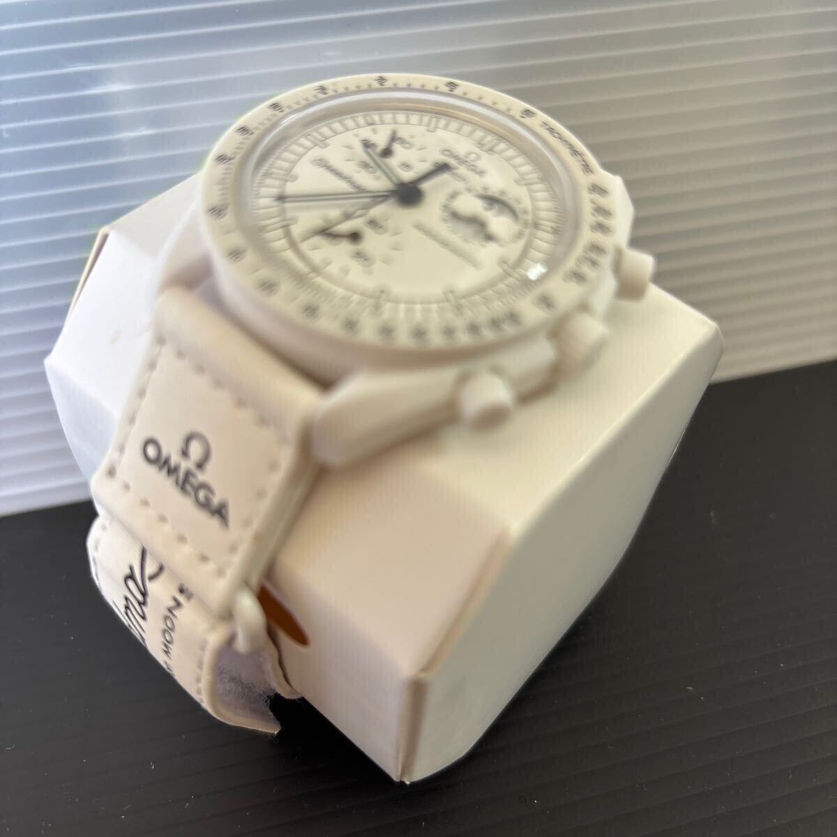 OMEGA Swatch スヌーピー 腕時計　オメガ スウォッチSNOOPY MISSON TO THE MOON PHASE 