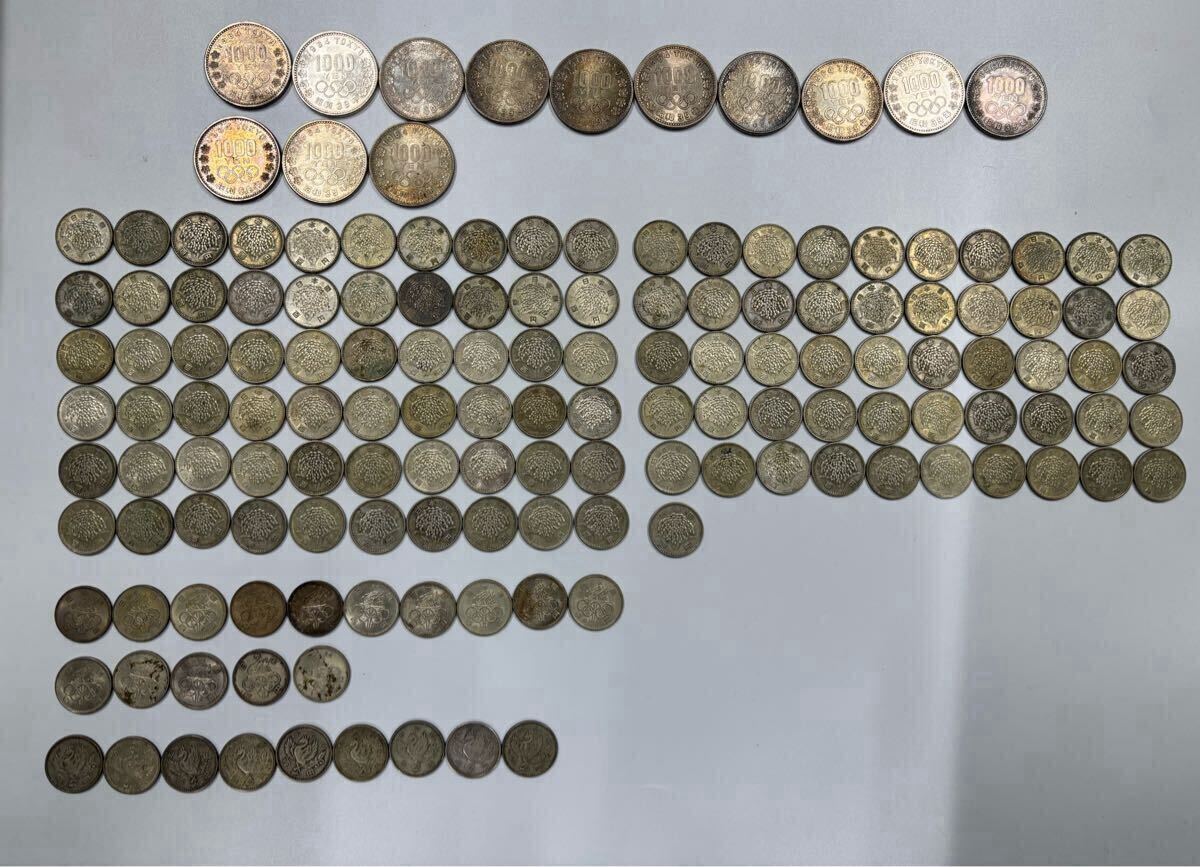 記念硬貨 銀貨 100円銀貨 135枚 1000円銀貨 13枚 稲穂 記念硬貨 銀貨 100円銀貨 135枚 1000円銀貨 13枚 稲穂