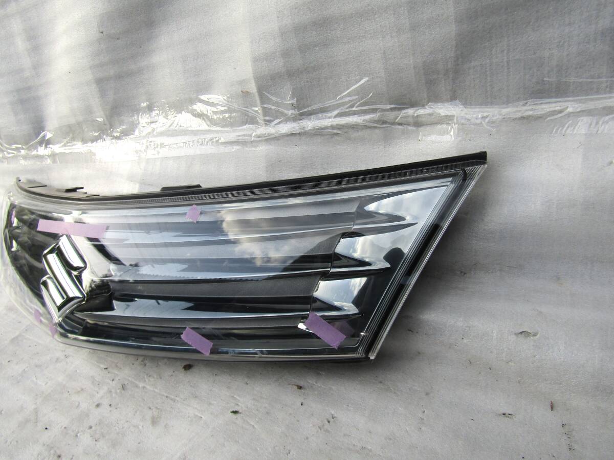 MA15S/MA15S ソリオ 純正 フロント グリル 72110-54M0 ._画像3