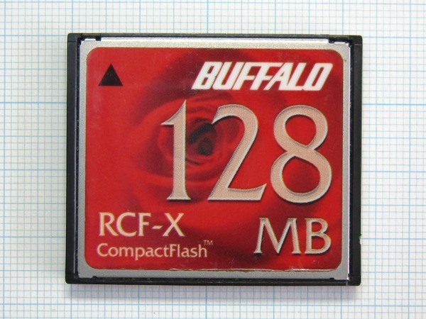 ★BUFFALO コンパクトフラッシュ １２８ＭＢ 中古★送料８５円?１８５円