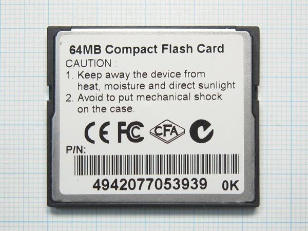 ★コンパクトフラッシュ ６４ＭＢ 中古★送料８５円?１８５円