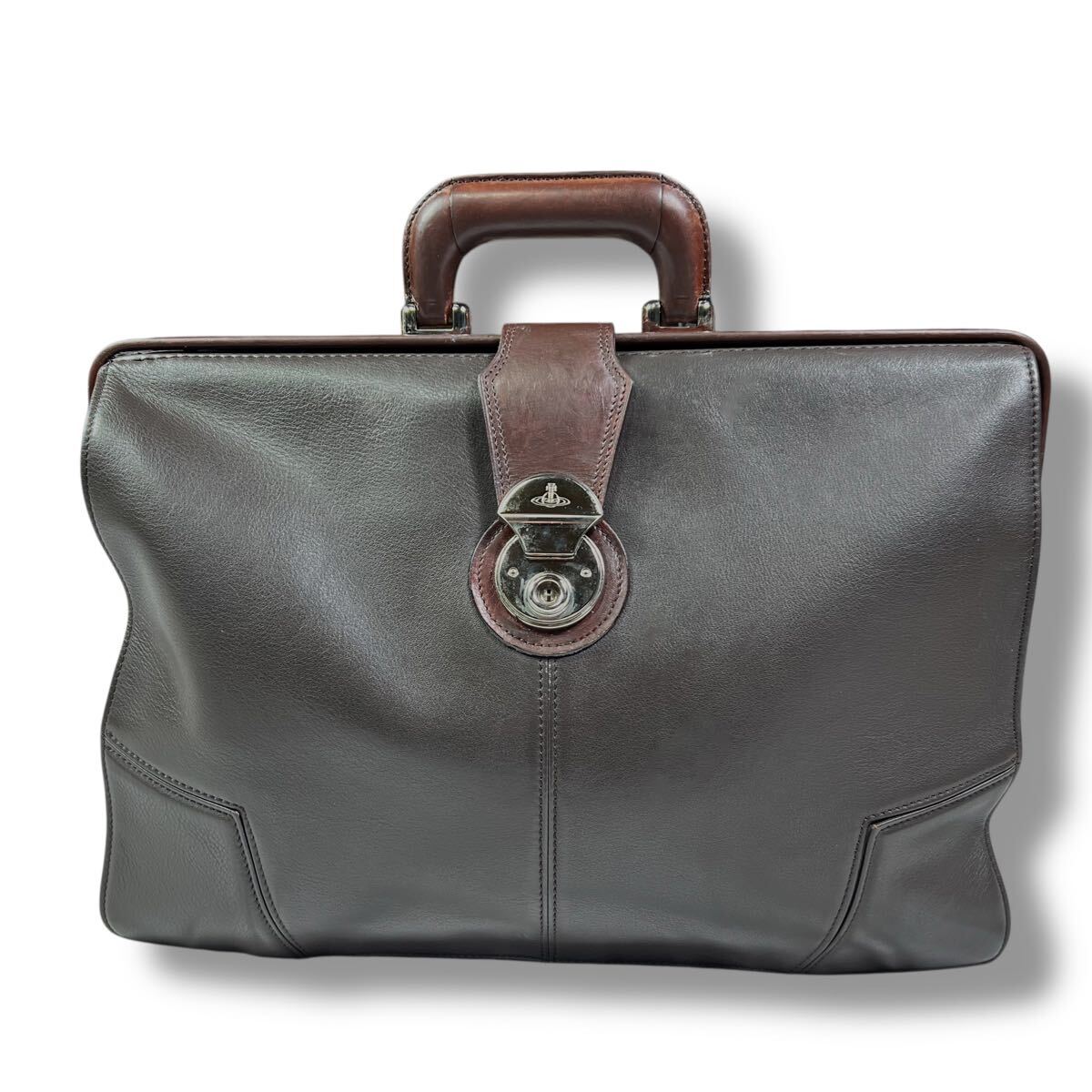 vivienne westwood Vivienne Westwood адвокатская сумка портфель dokta-z сумка o-b серебряный металлические принадлежности натуральная кожа 