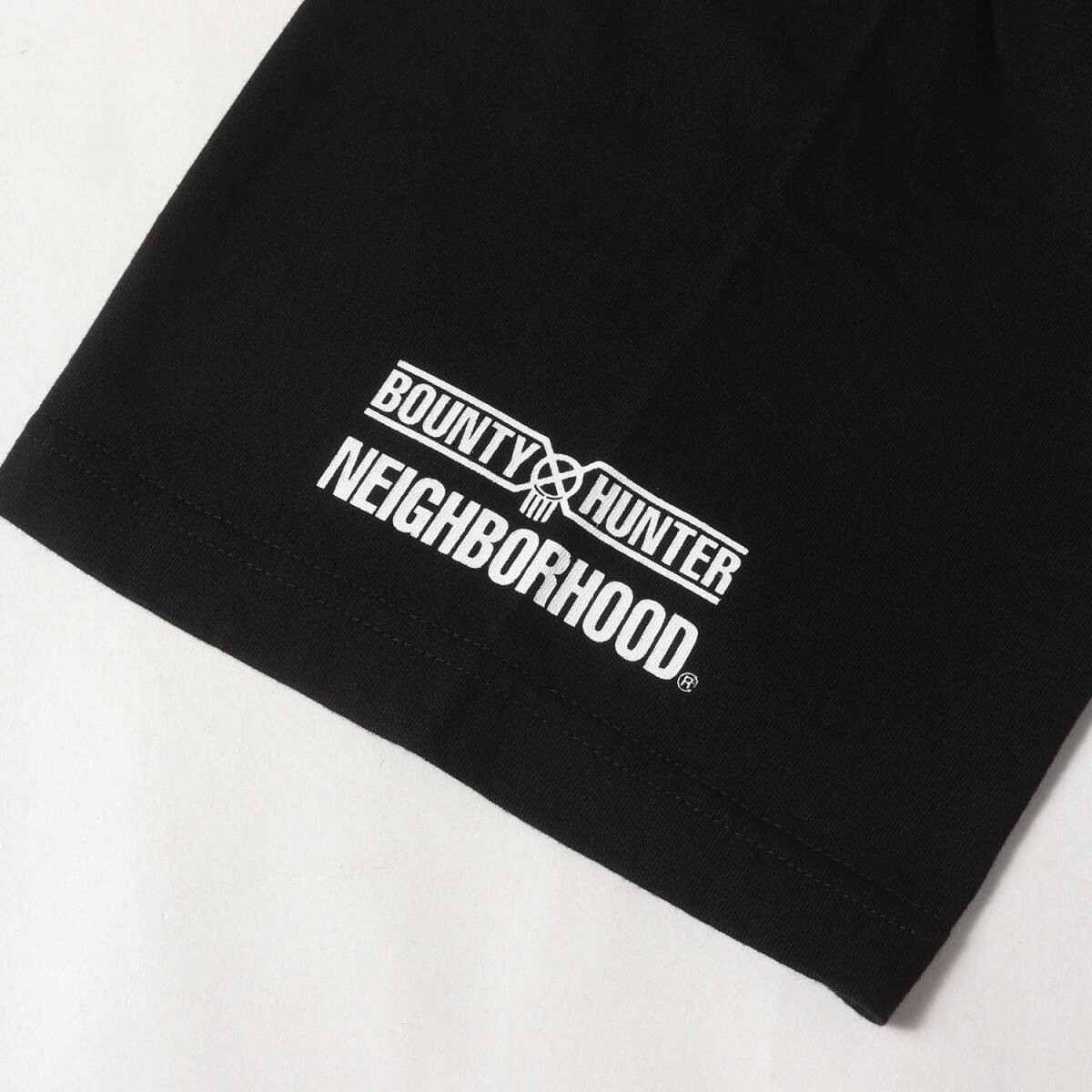 【新品】NEIGHBORHOOD ネイバーフッド Tシャツ サイズ:L / 25SS BOUNTY HUNTER グラフィック クルーネック Tシャツ (TEE SS-2) / ブラック