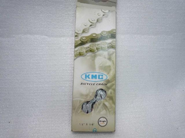 31739 ★KMC社制自転車用チェーン　★未使用　◆シングルスピード用