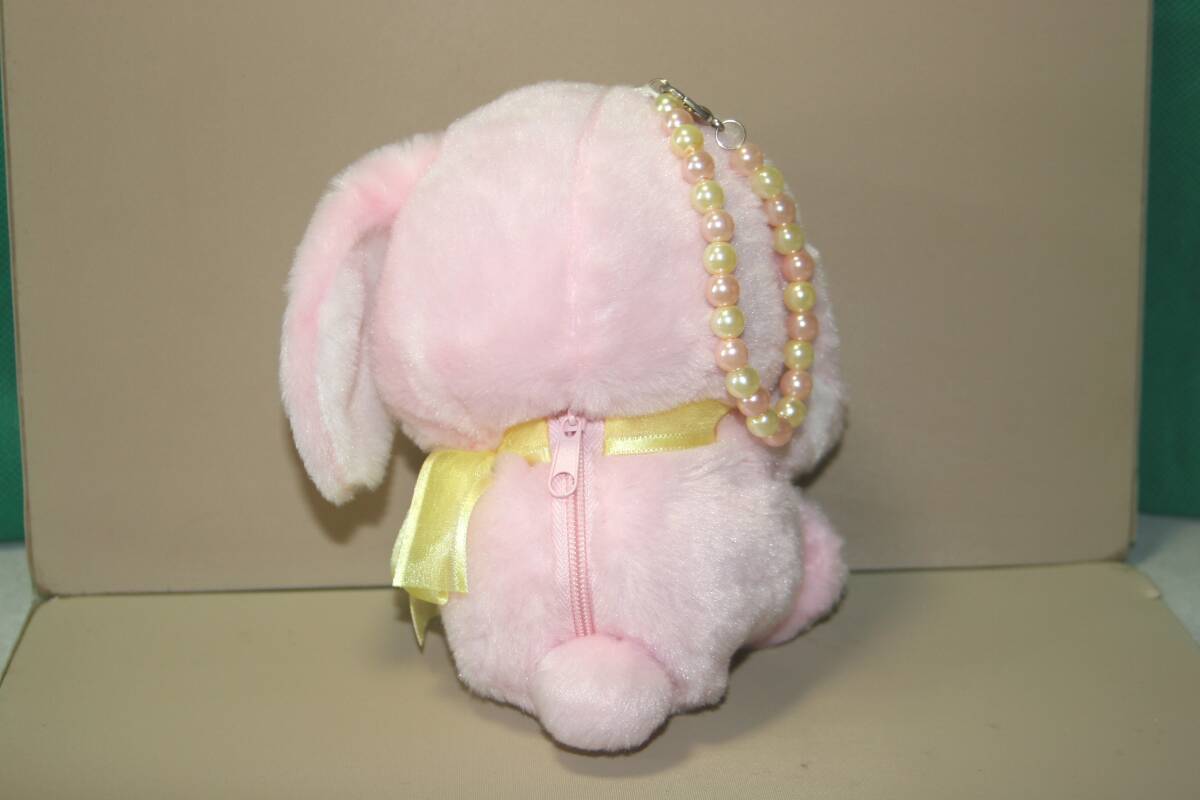 ぽてうさろっぴー パールビーズの持ち手 プリティーポーチ みみぴょん ピンク　約15cm　ぬいぐるみポーチ 黃色リボン