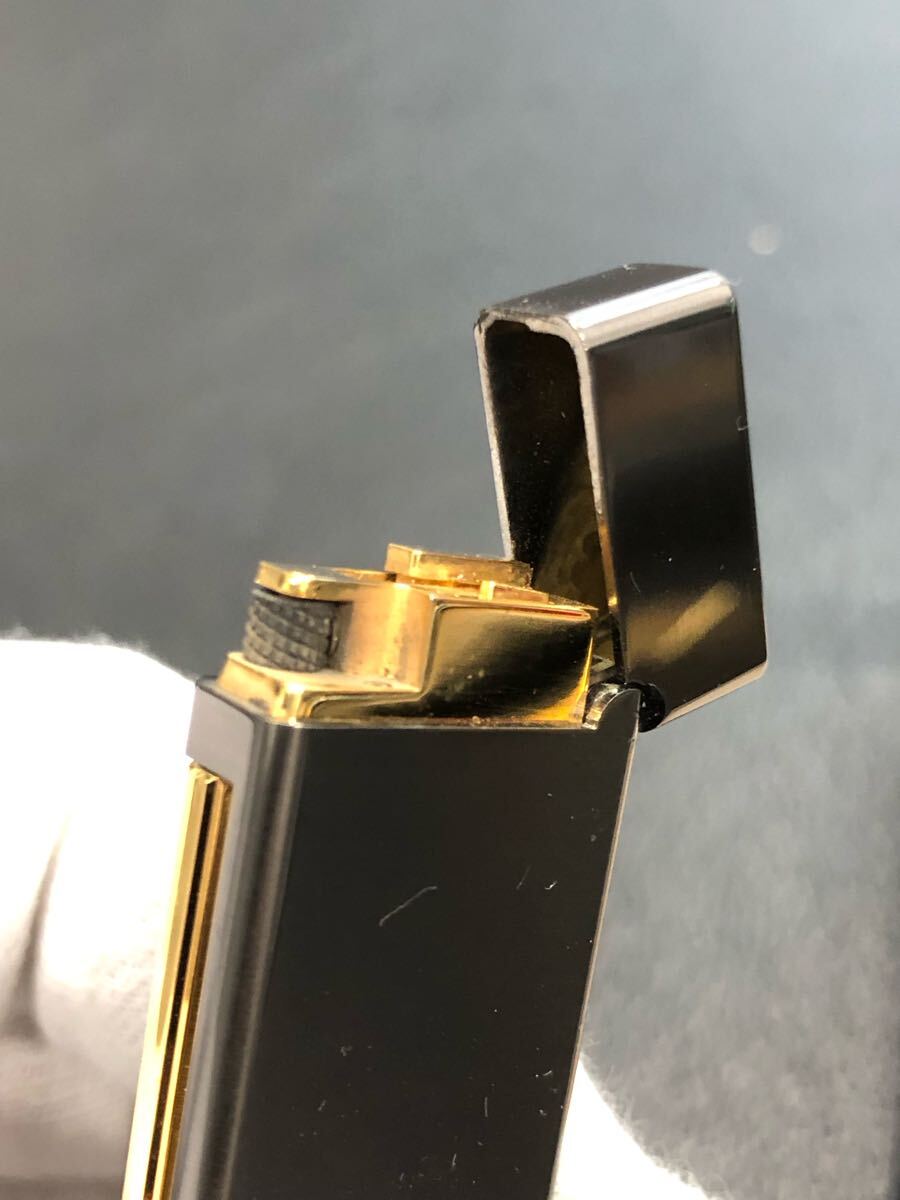 GIVENCHY ジバンシー 9000 ガスライター メタリックカラー 箱