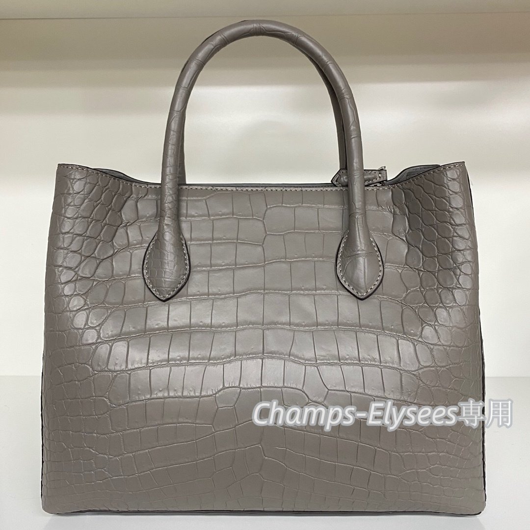 クロコダイルレザー　レディースバッグ　肩掛け　マット仕上げ　貴重品　オシャレ　高級鰐革　腹革センター取り　ハンドバッグ　多色あり