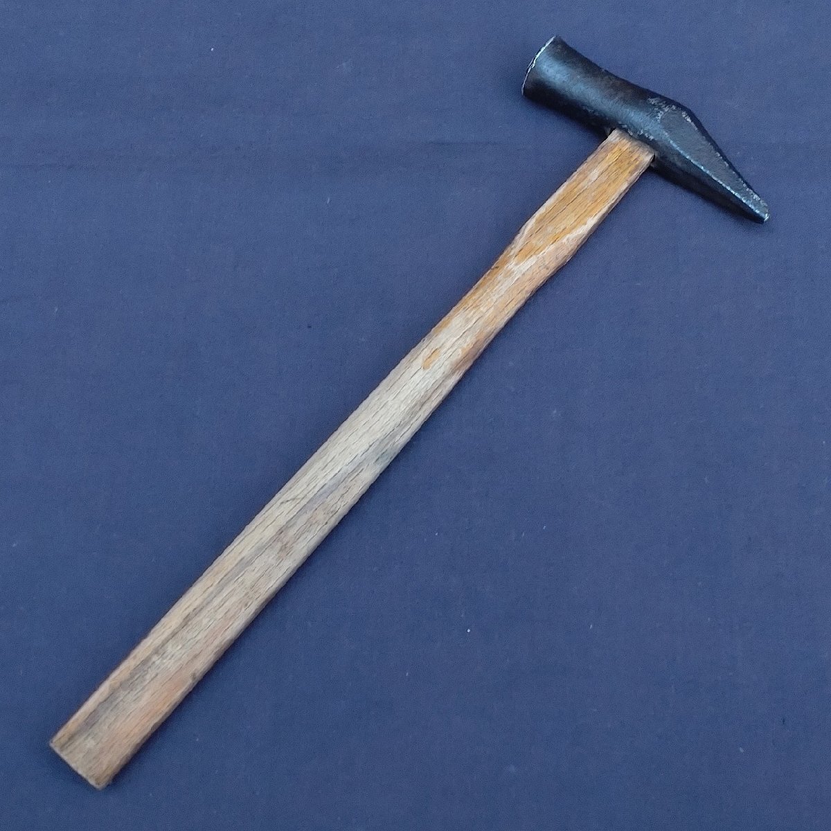 片口玄能 先切金槌 金槌 金づち 玄翁 玄能 ハンマー 工具 日本制 重量約145g 頭約85㎜ 打面約18㎜ 全長約253㎜ 【8732】